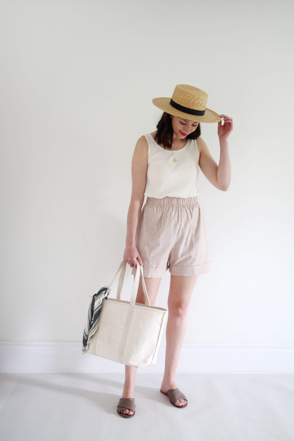 Style Bee - Easy Summer Packing with HDH