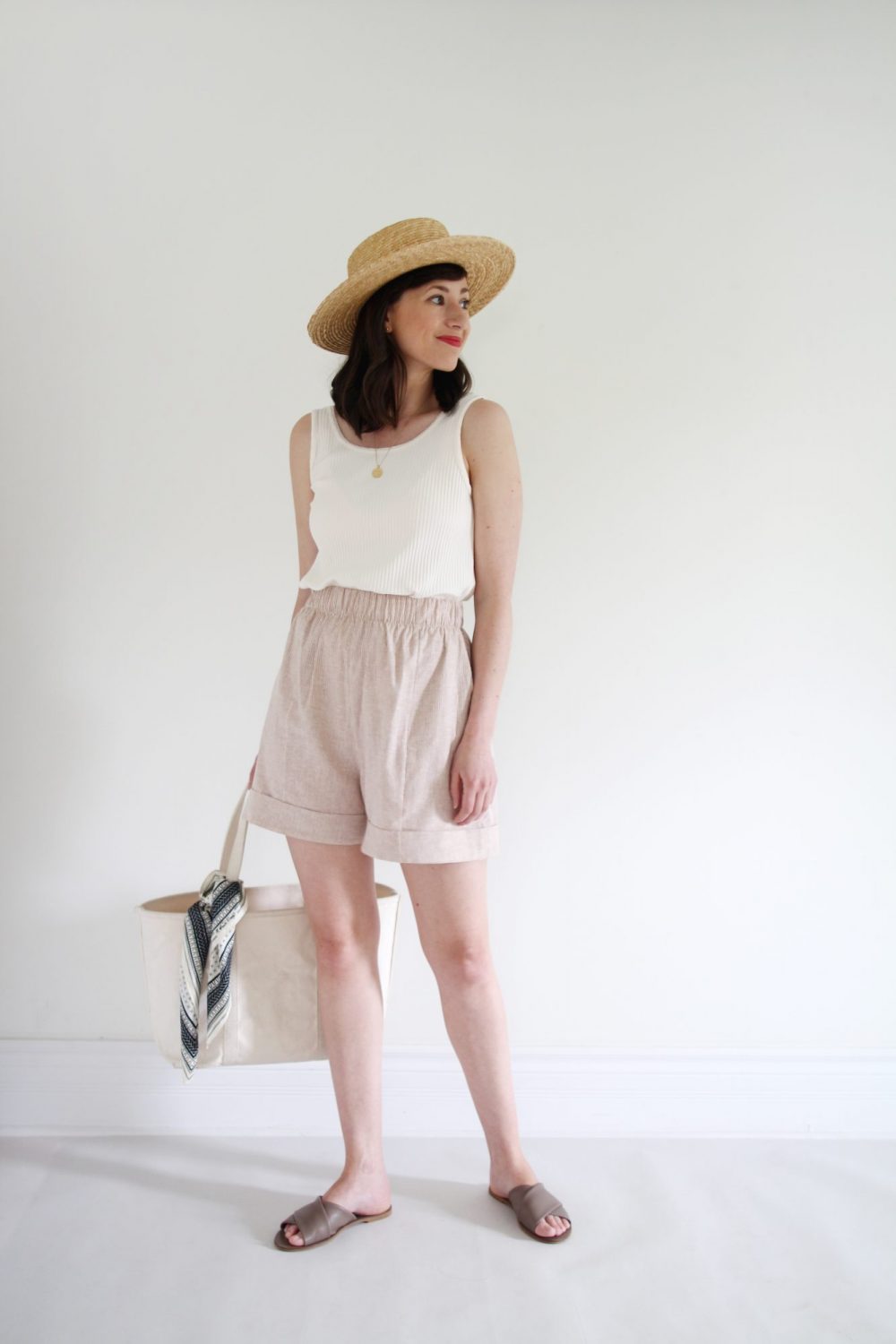 Style Bee - Easy Summer Packing with HDH