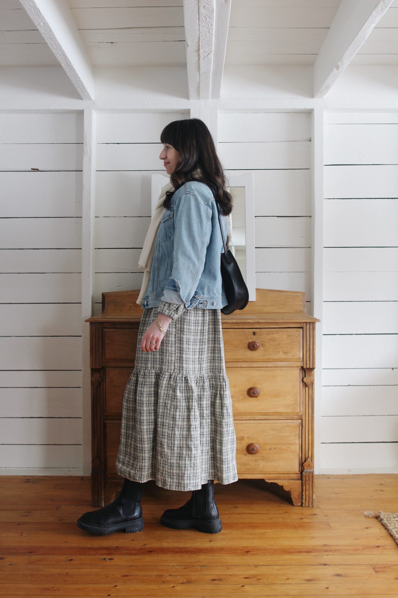 Style Bee - DENIM JACKET, MAXI DRESS, CHUNKY BOOTS, CREAM SCARF